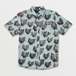 NWT  Volcom OBX Shirt - Size Lg- Short Sleeve Button Up - Blue Tiger